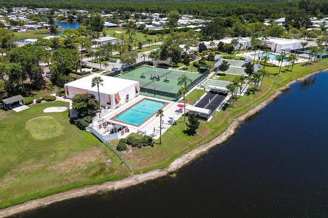 14196 Cisne Circle, Fort Pierce, FL 34951