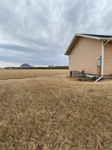 20324 AVALANCHE RD, Sturgis, SD 57785