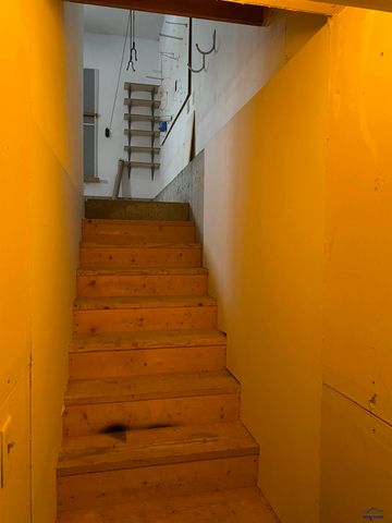 20324 AVALANCHE RD, Sturgis, SD 57785