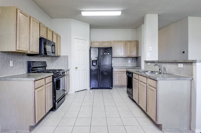 4920 Steeple Chase Court, Grand Prairie, TX 75052