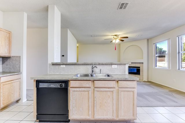 4920 Steeple Chase Court, Grand Prairie, TX 75052