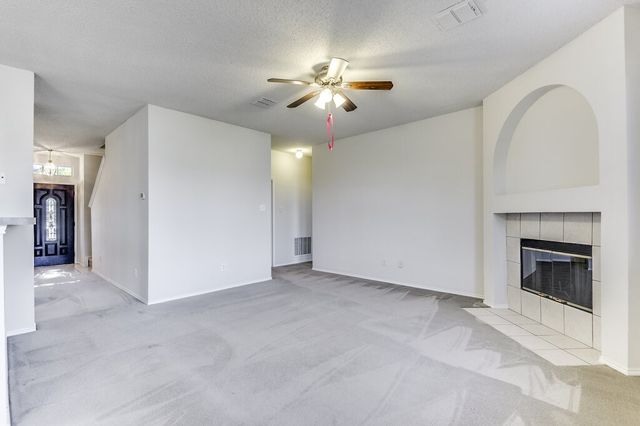 4920 Steeple Chase Court, Grand Prairie, TX 75052