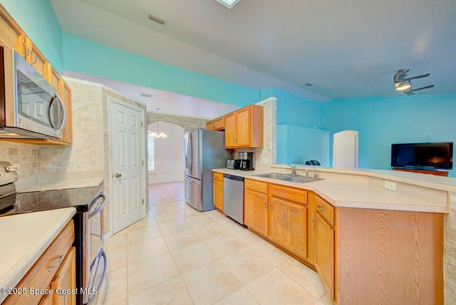 6175 Grissom Parkway, Cocoa, FL 32927