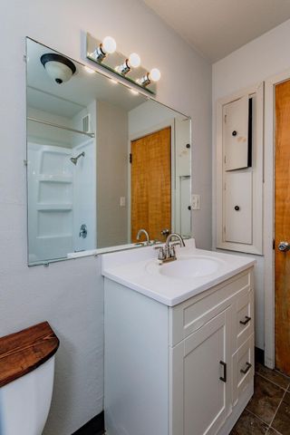 415 10th Street S, Moorhead, MN 56560