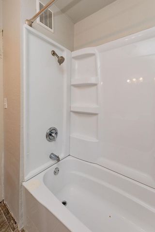 415 10th Street S, Moorhead, MN 56560