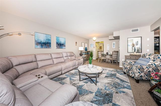 5955 18TH STREET N 7, St Petersburg, FL 33714