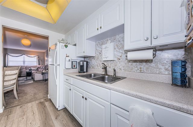 5955 18TH STREET N 7, St Petersburg, FL 33714