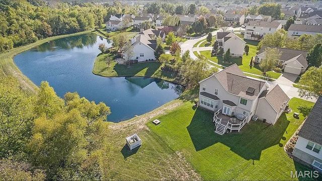 8046 Knights Crossing Drive, O'fallon, MO 63368