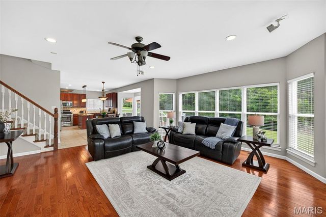 8046 Knights Crossing Drive, O'fallon, MO 63368