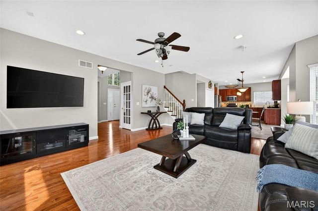 8046 Knights Crossing Drive, O'fallon, MO 63368