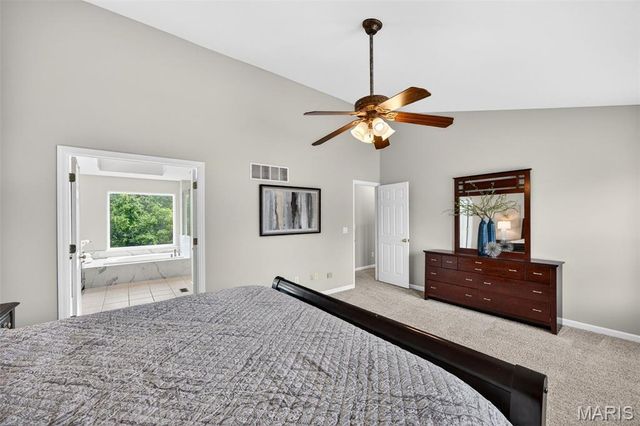 8046 Knights Crossing Drive, O'fallon, MO 63368
