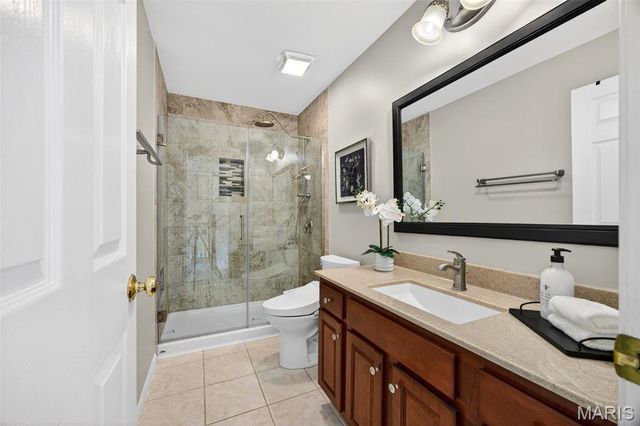 8046 Knights Crossing Drive, O'fallon, MO 63368