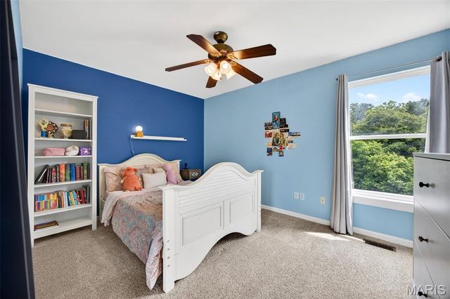 8046 Knights Crossing Drive, O'fallon, MO 63368