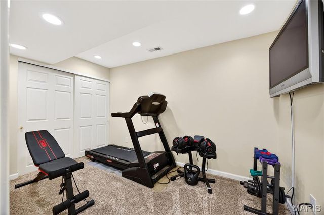 8046 Knights Crossing Drive, O'fallon, MO 63368