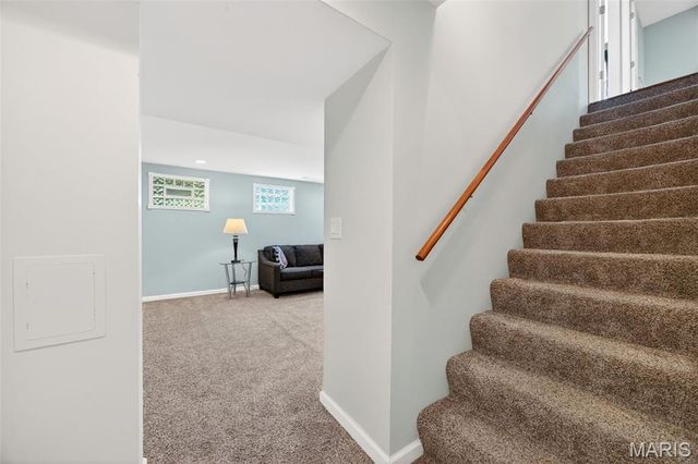 8046 Knights Crossing Drive, O'fallon, MO 63368