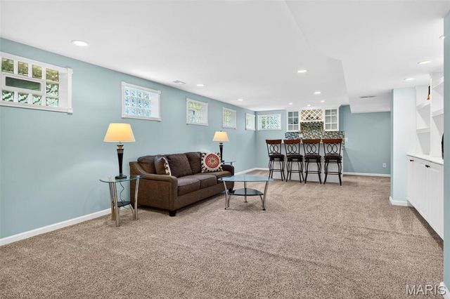 8046 Knights Crossing Drive, O'fallon, MO 63368