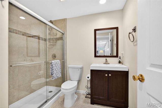 8046 Knights Crossing Drive, O'fallon, MO 63368