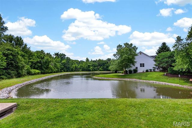 8046 Knights Crossing Drive, O'fallon, MO 63368