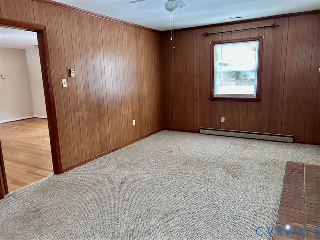 9304 Howard Dr, Mechanicsville, VA 23116