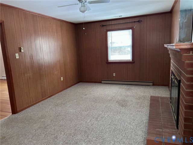 9304 Howard Dr, Mechanicsville, VA 23116