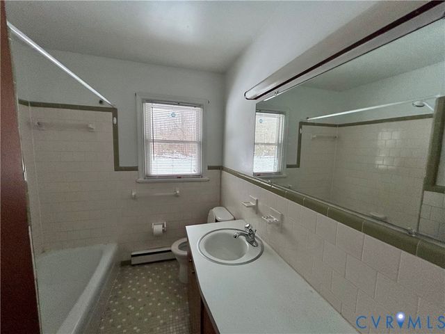 9304 Howard Dr, Mechanicsville, VA 23116