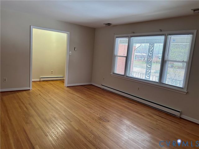 9304 Howard Dr, Mechanicsville, VA 23116