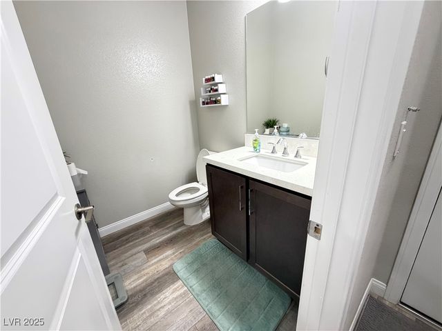 8480 Warbonnet Way, Las Vegas, NV 89113