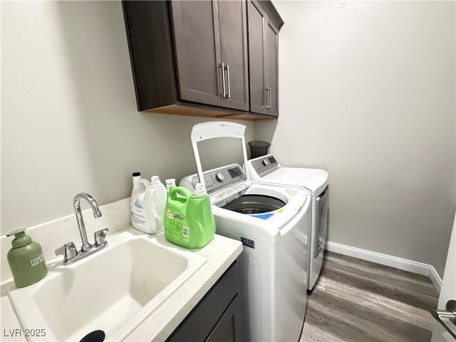 8480 Warbonnet Way, Las Vegas, NV 89113