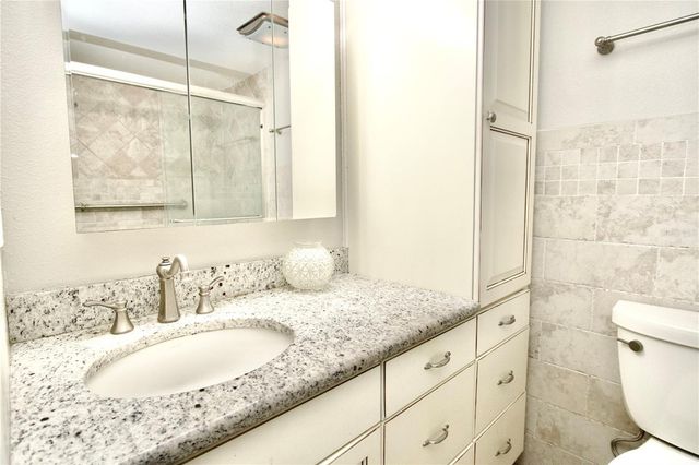 2101 SUNSET POINT ROAD 702, Clearwater, FL 33765