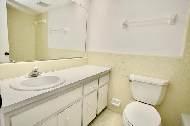 2101 SUNSET POINT ROAD 702, Clearwater, FL 33765
