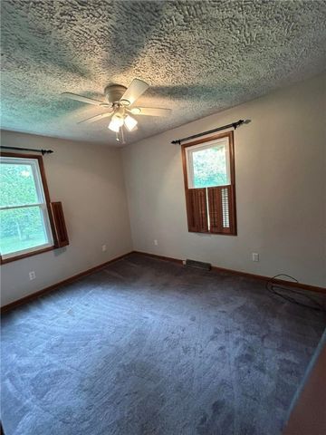 192 Yellow Creek Road, Lancaster Twp, PA 16037