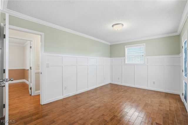 2306 NE 24th AVE, Cape Coral, FL 33909