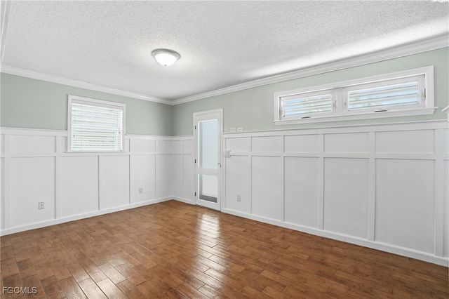 2306 NE 24th AVE, Cape Coral, FL 33909