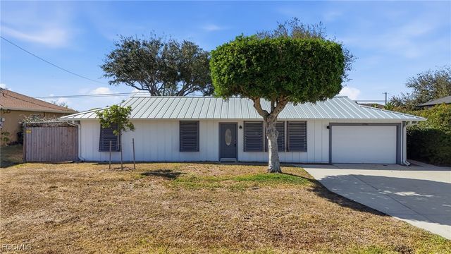2306 NE 24th AVE, Cape Coral, FL 33909