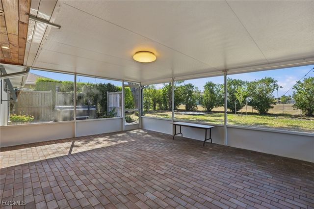 2306 NE 24th AVE, Cape Coral, FL 33909