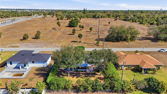 2306 NE 24th AVE, Cape Coral, FL 33909