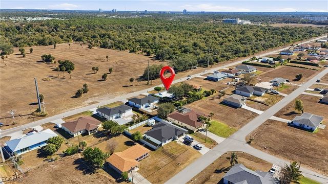 2306 NE 24th AVE, Cape Coral, FL 33909