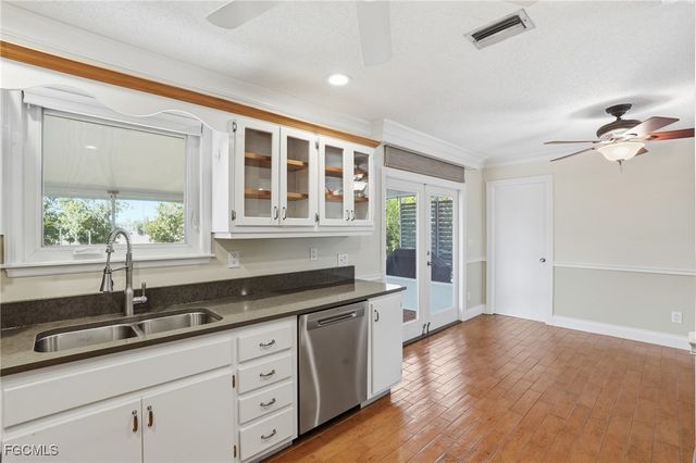 2306 NE 24th AVE, Cape Coral, FL 33909