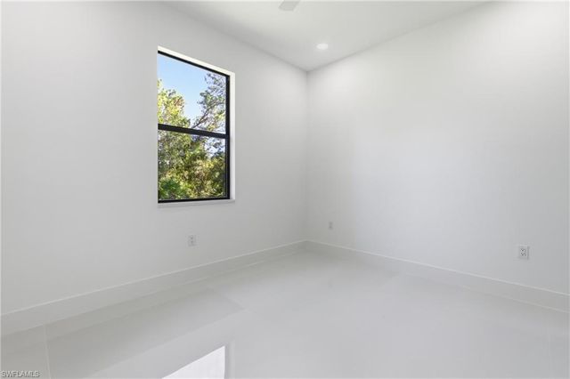 315 Long AVE S, Lehigh Acres, FL 33974