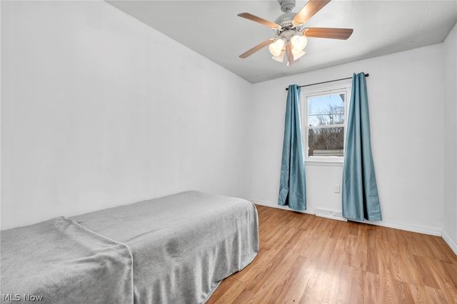 2380 Delaware Avenue, Akron, OH 44312