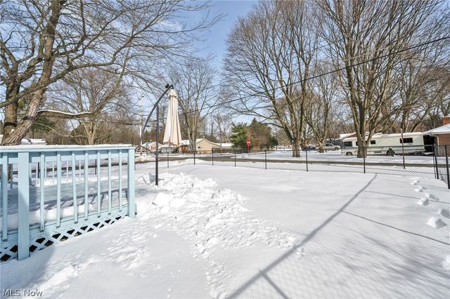 2380 Delaware Avenue, Akron, OH 44312