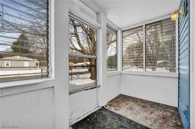 2380 Delaware Avenue, Akron, OH 44312