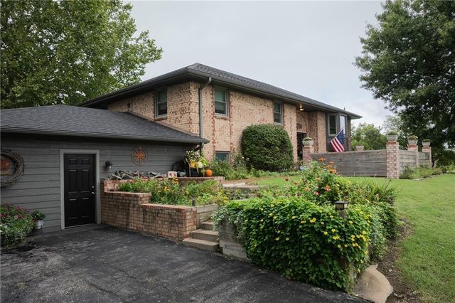 2734 N 99th Street, Kansas City, KS 66109
