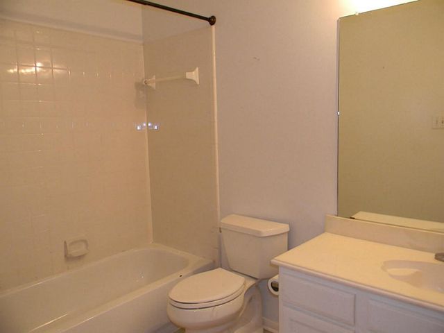 2322 Edgewood Drive, Missouri City, TX 77459