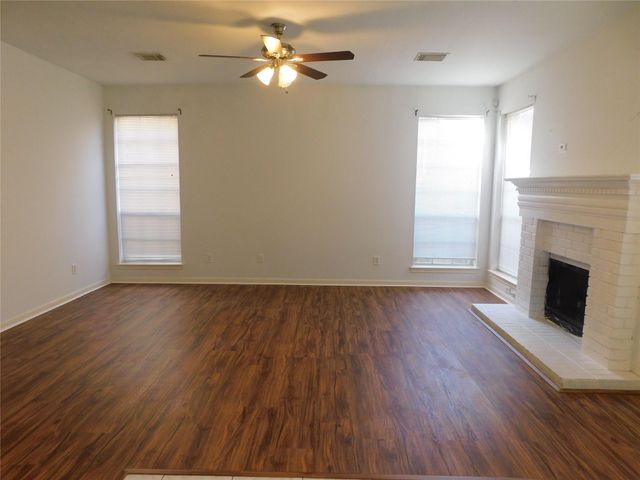 2322 Edgewood Drive, Missouri City, TX 77459