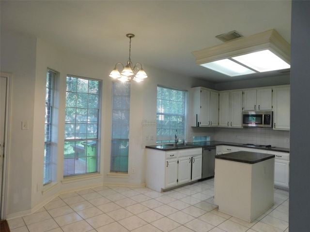 2322 Edgewood Drive, Missouri City, TX 77459