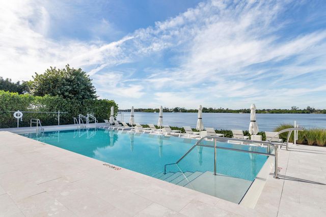 2773 S Ocean Boulevard 505, Palm Beach, FL 33480