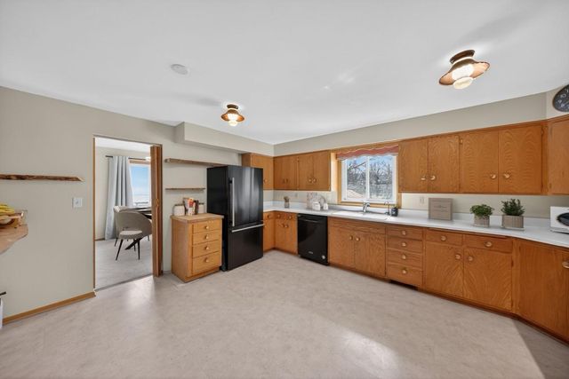 1224 4th Street NW, Rochester, MN 55901