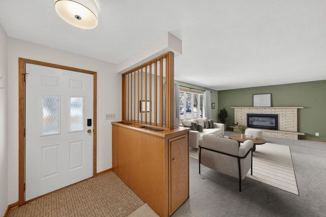 1224 4th Street NW, Rochester, MN 55901