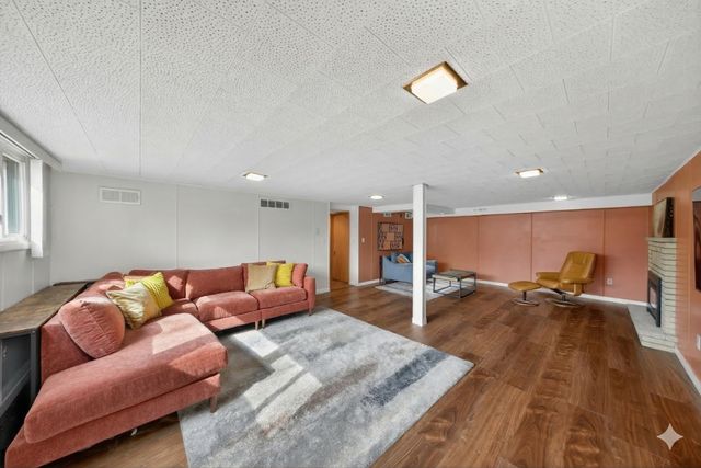 1224 4th Street NW, Rochester, MN 55901